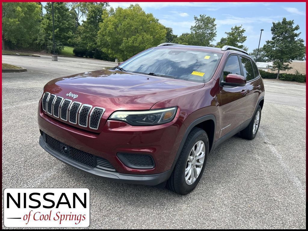 Used 2021 Jeep Cherokee Latitude AWD/4WD image 3
