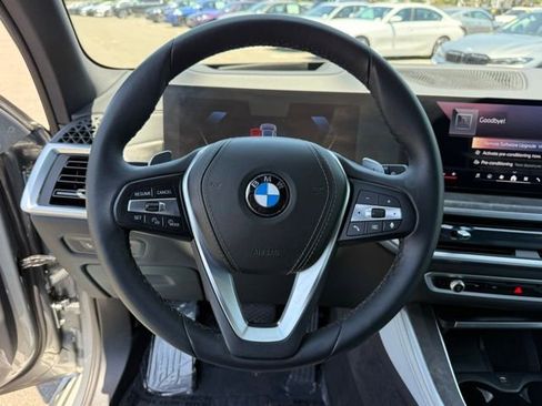 Used 2026 BMW X5 sDrive40i w/ Premium Package RWD image 57