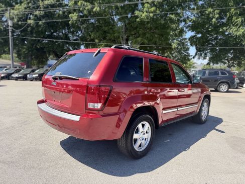 Used 2010 Jeep Grand Cherokee Laredo RWD image 5