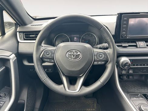 Used 2022 Toyota RAV4 SE w/ Convenience Package AWD/4WD image 14