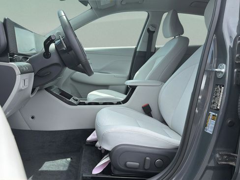 Used 2025 Hyundai Kona SEL AWD/4WD image 15