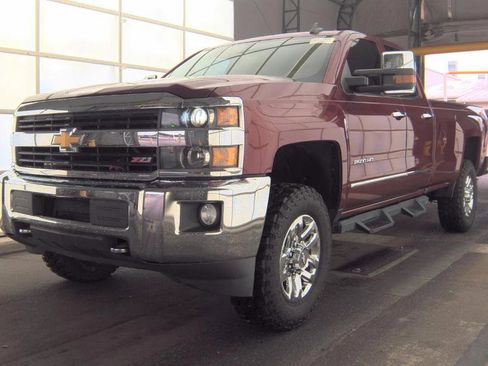 Used 2017 Chevrolet Silverado 2500 LTZ w/ Z71 Package, Off-Road AWD/4WD image 4