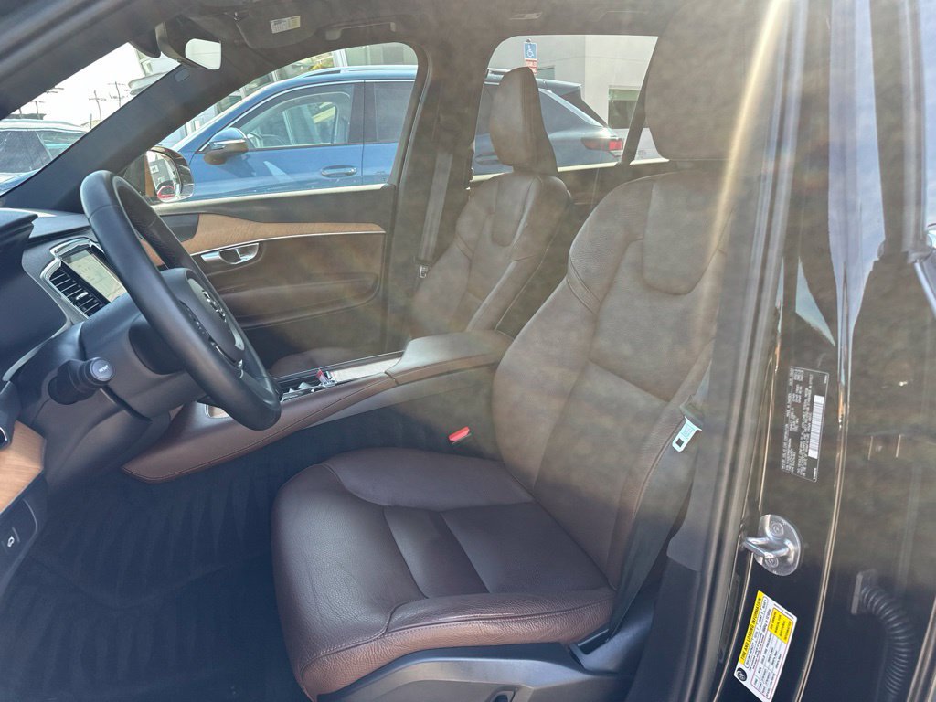 Used 2023 Volvo XC90 B6 Plus w/ Protection Package AWD/4WD image 9