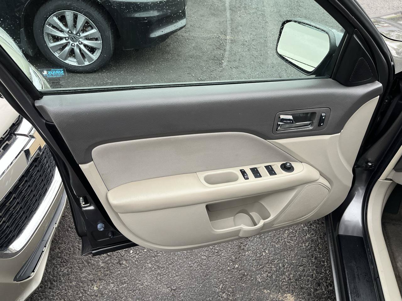 Used 2010 Ford Fusion SE FWD image 20
