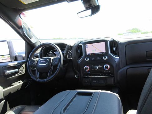 Certified 2022 GMC Sierra 2500 AT4 w/ AT4 Premium Plus Package AWD/4WD image 28