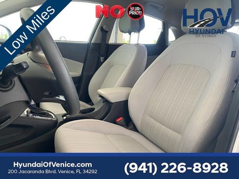 Used 2023 Hyundai Kona SEL w/ Cargo Package AWD/4WD image 21