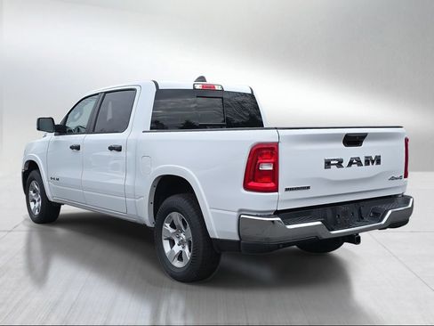 Used 2025 RAM 1500 Big Horn AWD/4WD image 5