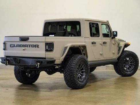 Used 2025 Jeep Gladiator Rubicon w/ Safety Group image 7