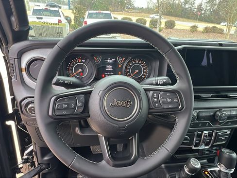 New 2026 Jeep Gladiator Sport AWD/4WD image 21