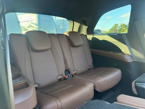 New 2026 Mercedes-Benz GLS 450 4MATIC image 26