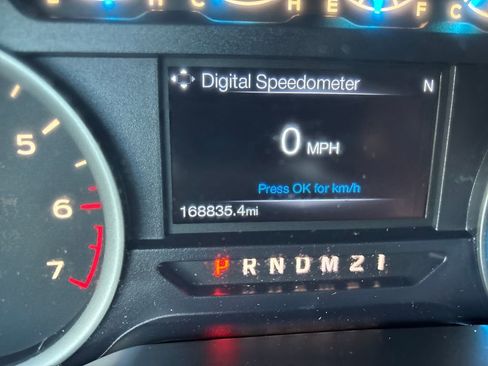 Used 2015 Ford F150 XLT w/ Equipment Group 302A Luxury AWD/4WD image 36