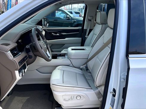 Used 2024 GMC Yukon Denali image 21