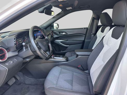 Used 2024 Chevrolet Trax RS w/ Driver Confidence Package FWD image 15