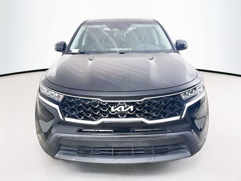 Used 2023 Kia Sorento LX image 19