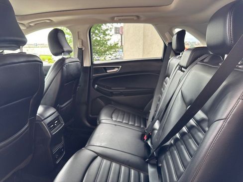 Used 2021 Ford Edge SEL w/ Convenience Package AWD/4WD image 7