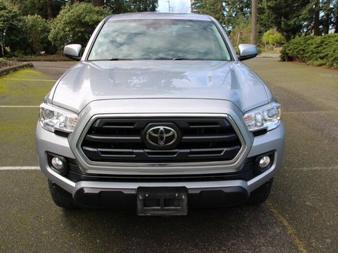 Used 2019 Toyota Tacoma SR5 image 10