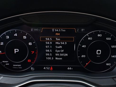 Used 2017 Audi A4 2.0T Premium w/ Convenience Package image 27