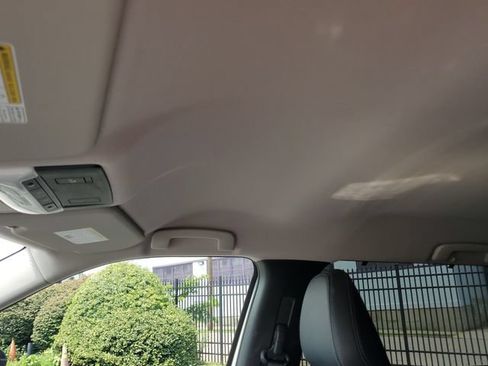 Used 2024 Mitsubishi Outlander SEL AWD/4WD image 18