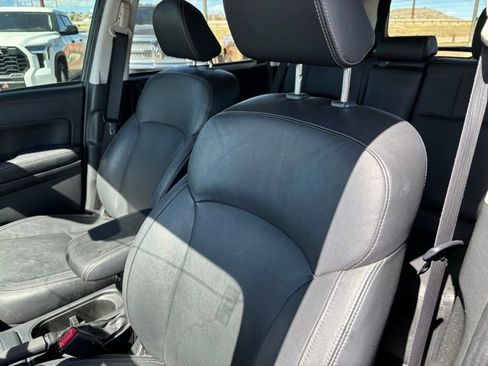 Used 2017 Subaru Forester 2.5i Limited image 13