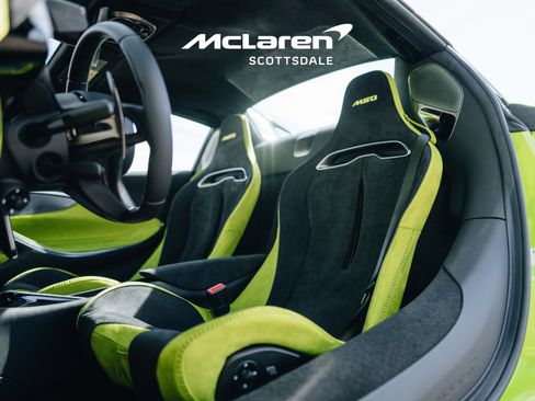 Used 2025 McLaren Artura Performance image 26