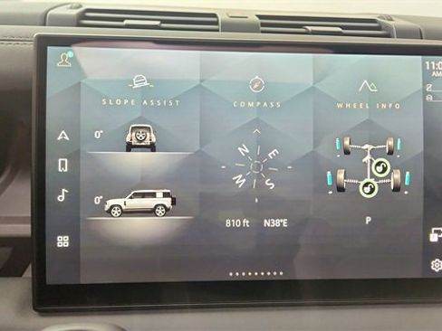 Used 2025 Land Rover Defender 110 X image 50