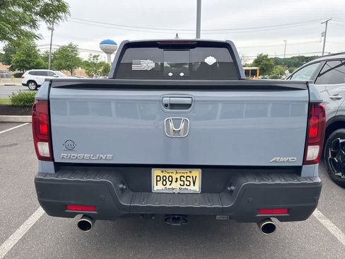 Used 2023 Honda Ridgeline RTL-E image 3