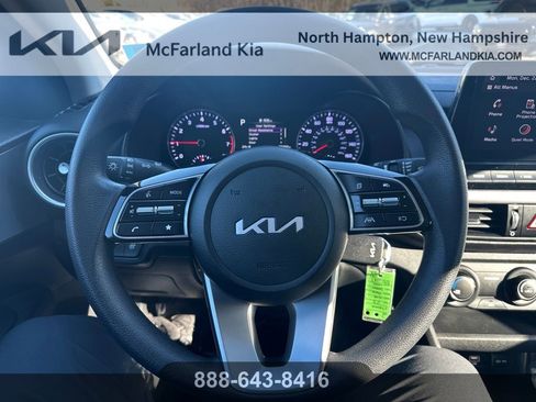 Used 2023 Kia Forte LXS image 21