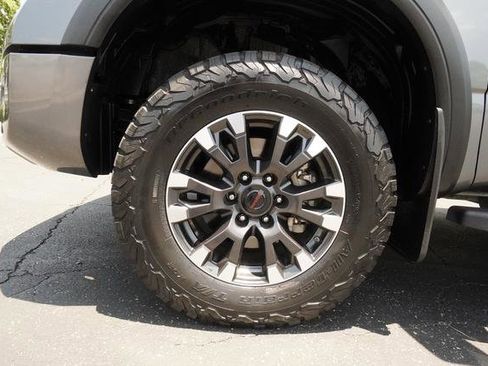 Used 2021 Nissan Titan PRO-4X w/ Pro-4x Convenience Package AWD/4WD image 40