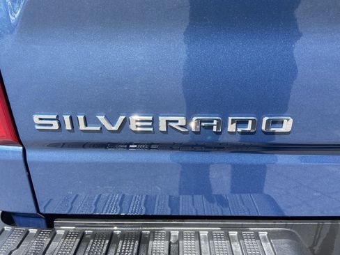 Used 2024 Chevrolet Silverado 1500 Custom AWD/4WD image 35