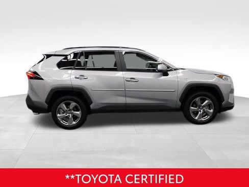 Used 2019 Toyota RAV4 Limited image 11