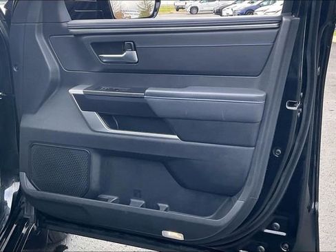 Used 2023 Toyota Sequoia Platinum image 24