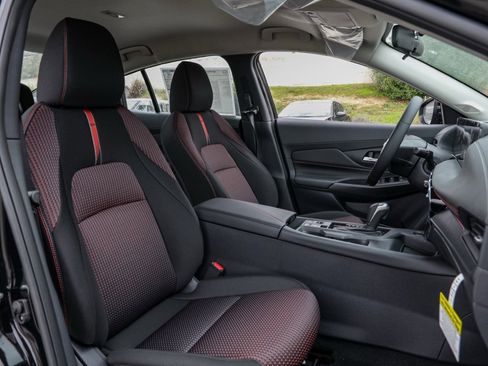 New 2026 Nissan Sentra SR image 18