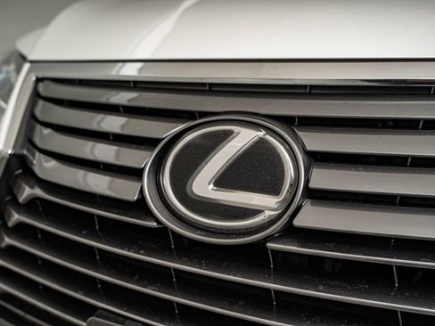 Used 2018 Lexus RX 350L FWD image 12