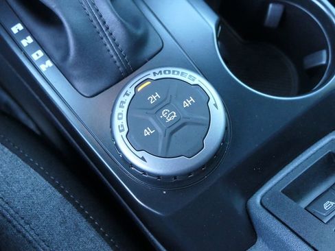 Used 2025 Ford Bronco Big Bend image 22