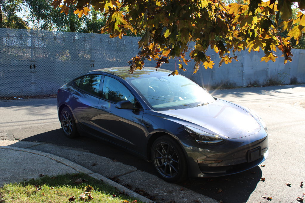 Used 2023 Tesla Model 3 Standard Range RWD image 4