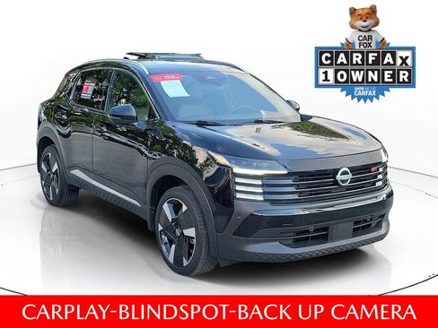 Certified 2025 Nissan Kicks SR FWD image 1