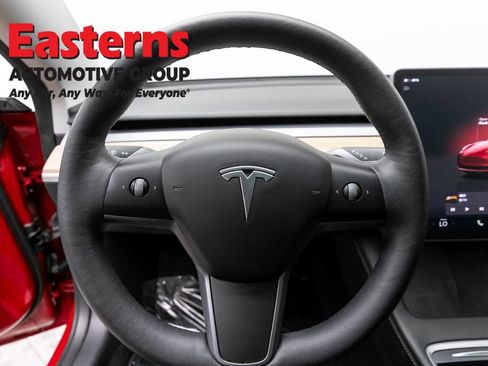 Used 2022 Tesla Model 3 Standard Range RWD image 10