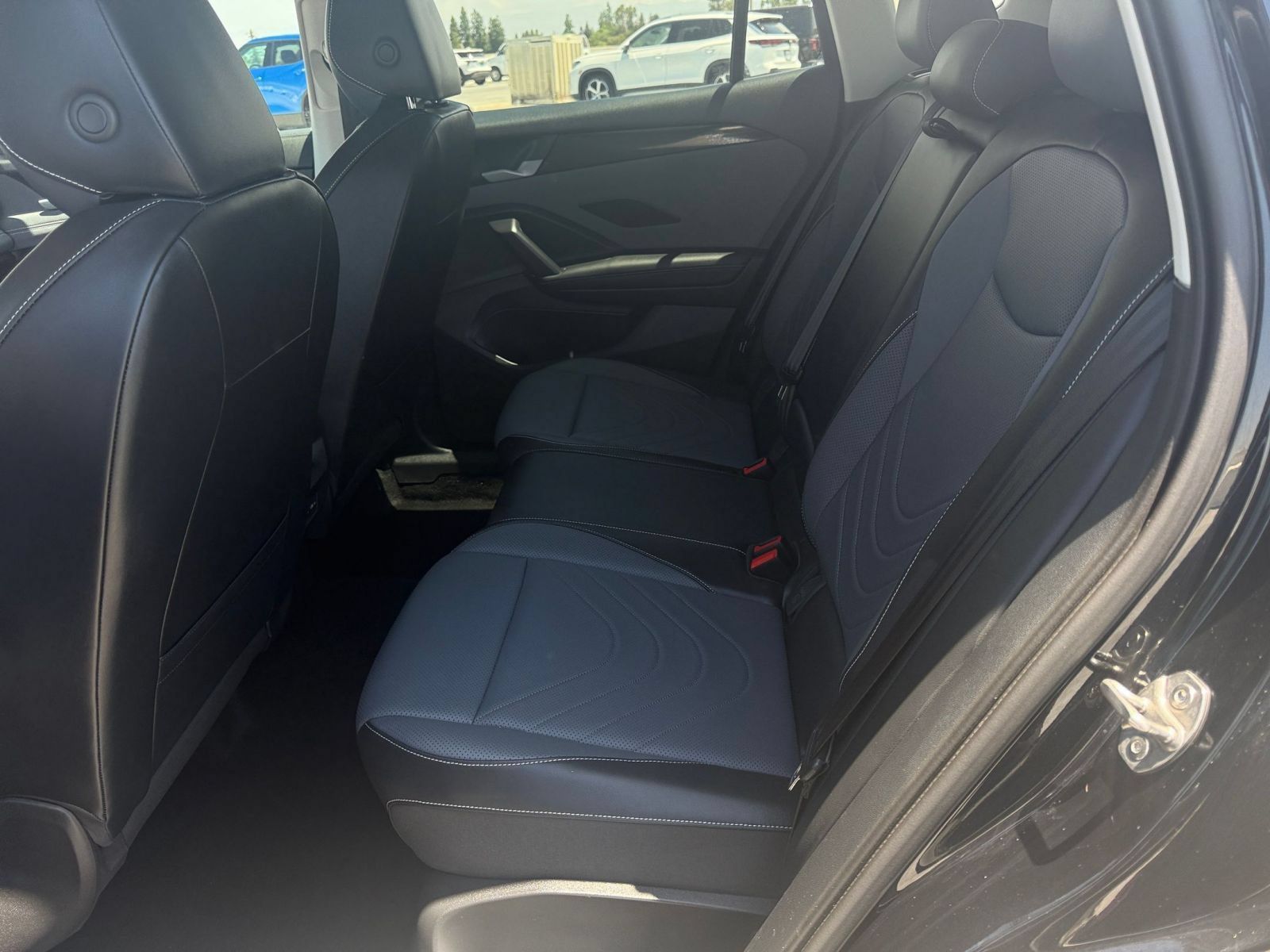 Used 2026 Volkswagen Tiguan SE AWD/4WD image 27