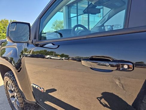 Used 2021 GMC Canyon AT4 w/ Driver Alert Package AWD/4WD image 36