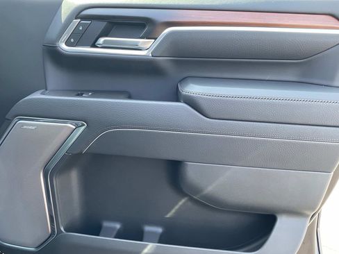 New 2025 GMC Sierra 2500 Denali w/ Denali Reserve Package image 29