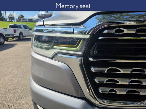 Used 2025 RAM 1500 Limited w/ Body Color Bumper Group AWD/4WD image 14