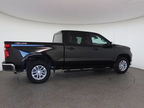 Used 2023 Chevrolet Silverado 1500 LT AWD/4WD image 21