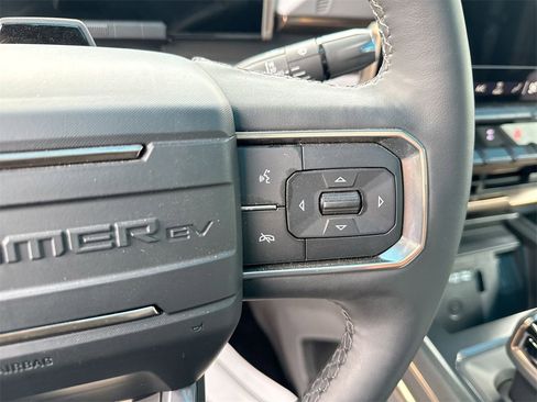 Used 2024 GMC Hummer EV 3X w/ Omega Edition image 18