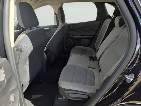 Used 2022 Ford Escape SE w/ Cold Weather Package image 14