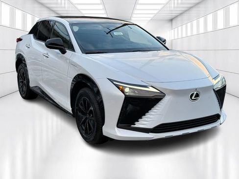 New 2026 Lexus RZ 450e AWD image 3