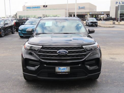Used 2024 Ford Explorer XLT image 5