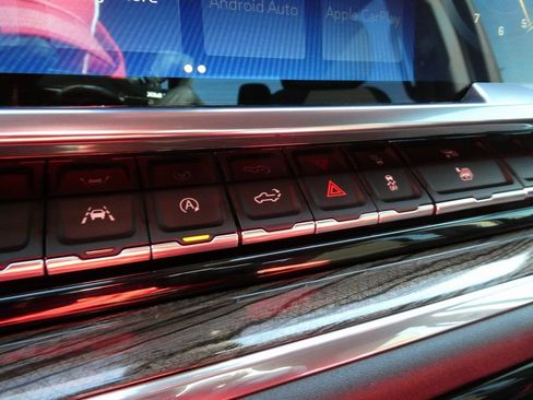 Certified 2024 Chevrolet Silverado 1500 LT image 26