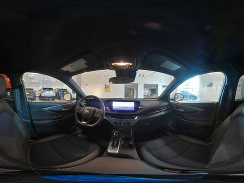 Used 2025 Buick Envista Preferred FWD image 40