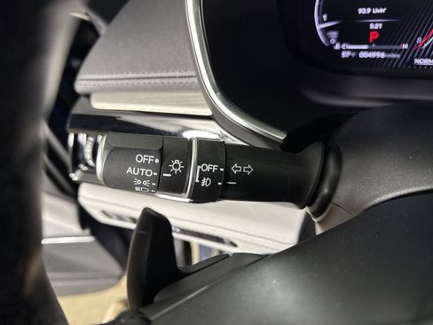 Certified 2026 Acura MDX w/ Advance Package image 17