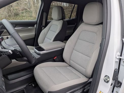 New 2026 GMC Terrain Elevation w/ LPO, Floor Liner Package image 13